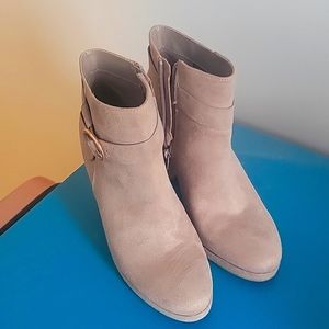 High heeled booties